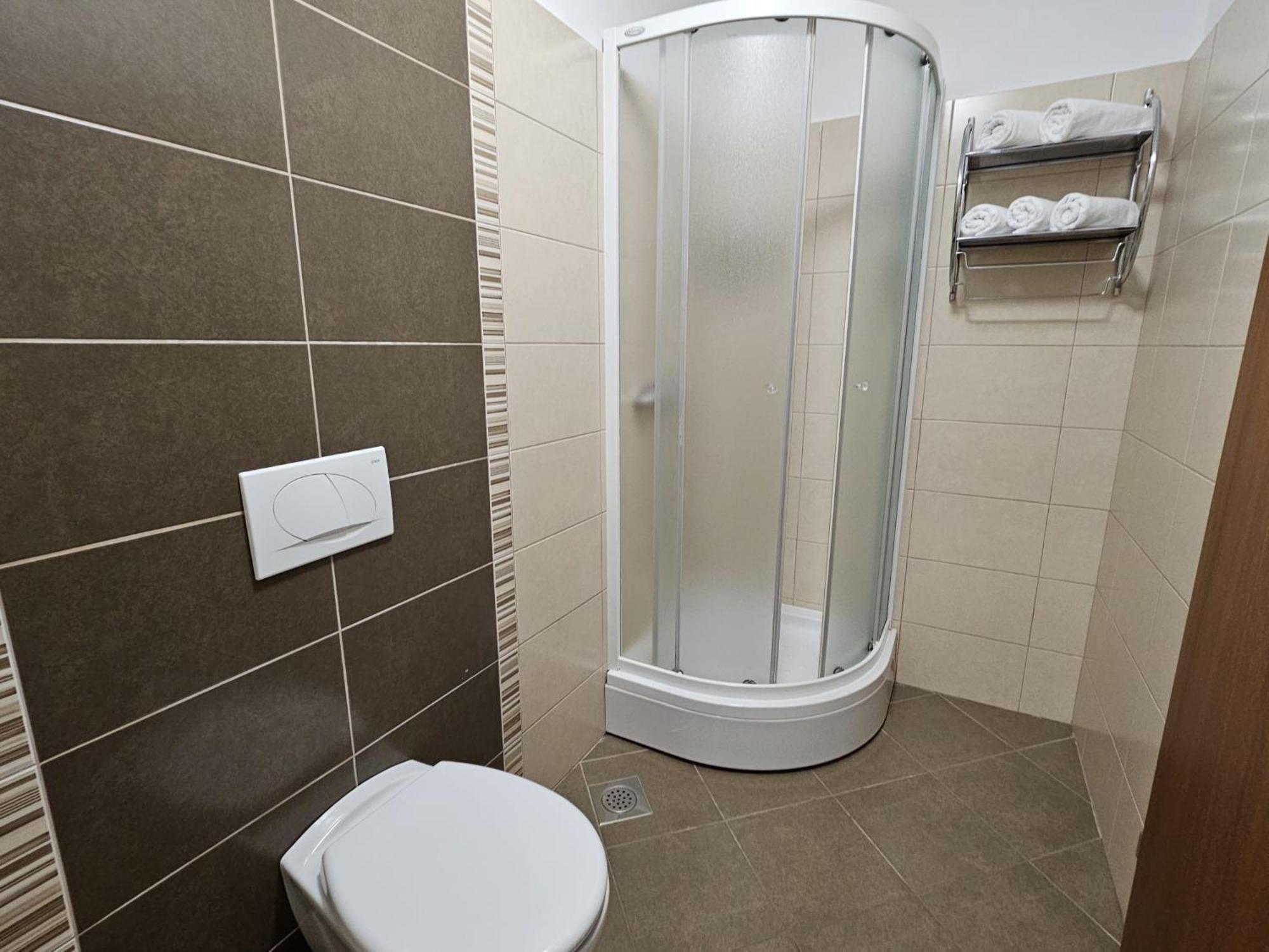 Apartments Andrea Malinska Zewnętrze zdjęcie