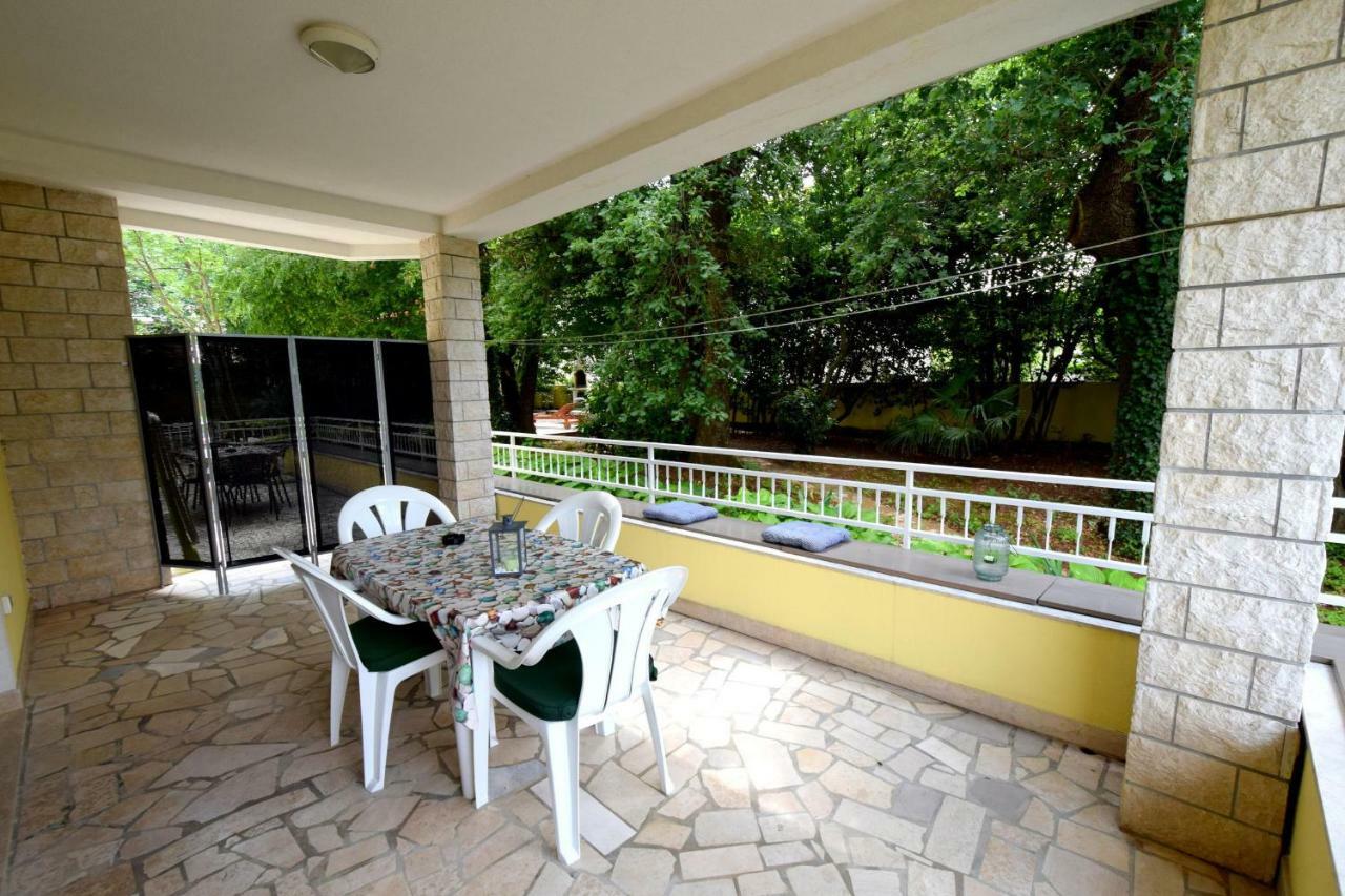 Apartments Andrea Malinska Zewnętrze zdjęcie