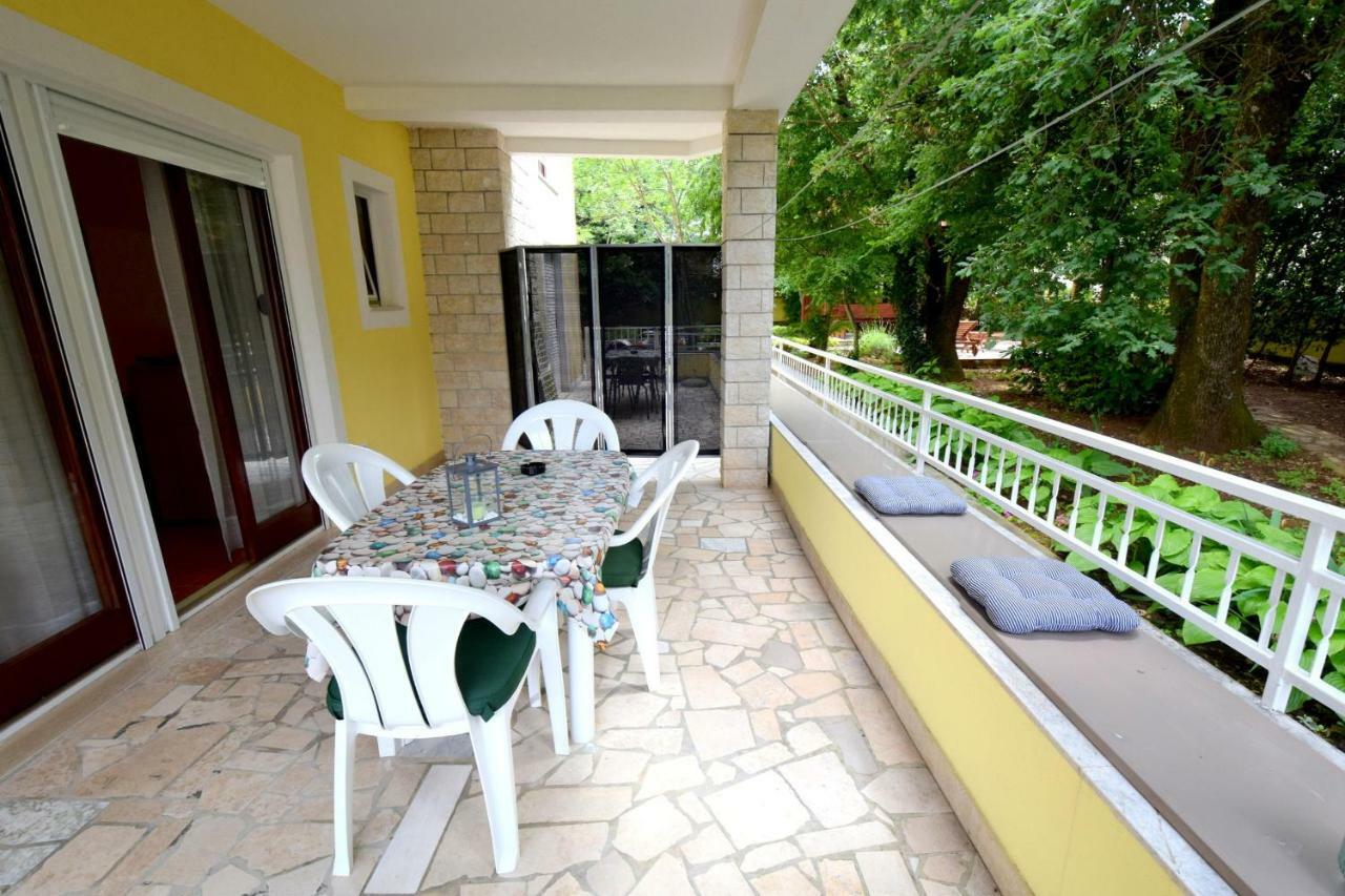 Apartments Andrea Malinska Zewnętrze zdjęcie