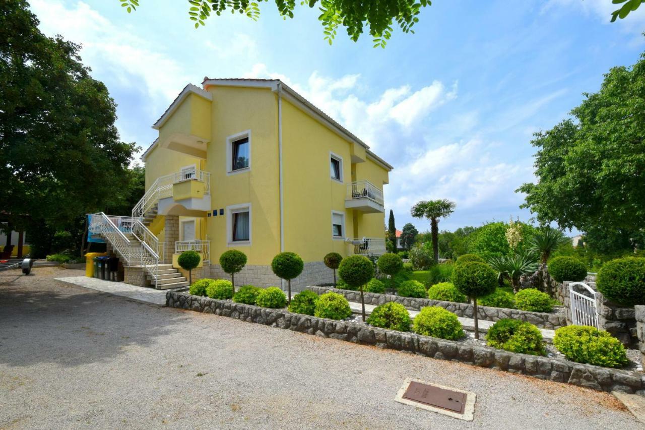 Apartments Andrea Malinska Zewnętrze zdjęcie