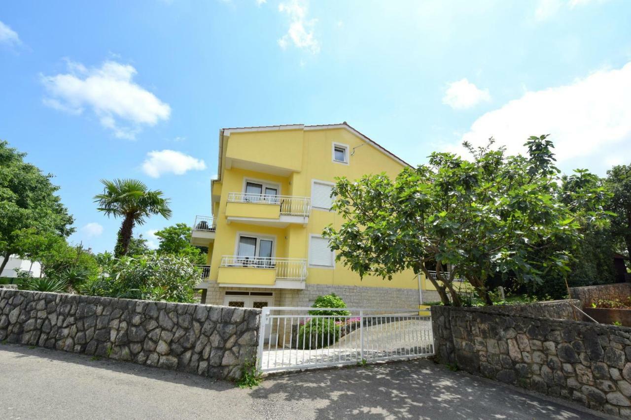 Apartments Andrea Malinska Zewnętrze zdjęcie